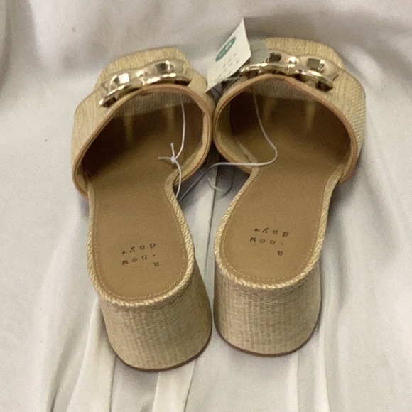 Arden Raffia Ornamented Block Heels with Memory Foam Insole - a new day - tan - Picture 6 of 7